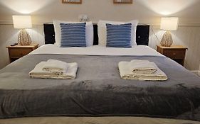 Dog And Partridge Inn